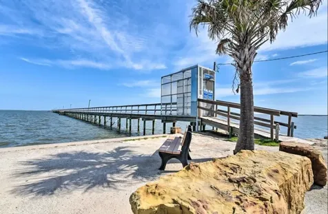 21325 Gulf Drive Galveston TX 77554