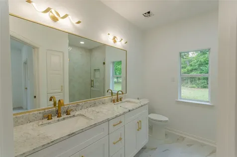 1608 Southern Oaks Drive Conroe TX 77301