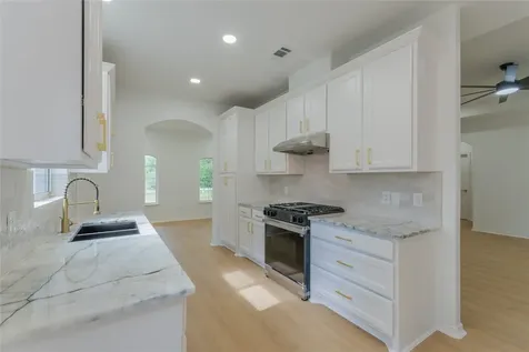 1608 Southern Oaks Drive Conroe TX 77301