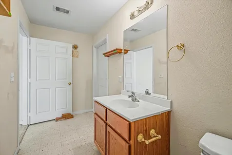 104 Macarthur Street Baytown TX 77520