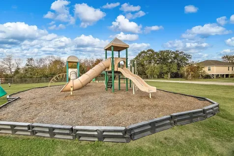 104 Macarthur Street Baytown TX 77520
