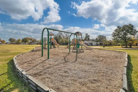 104 Macarthur Street Baytown TX 77520