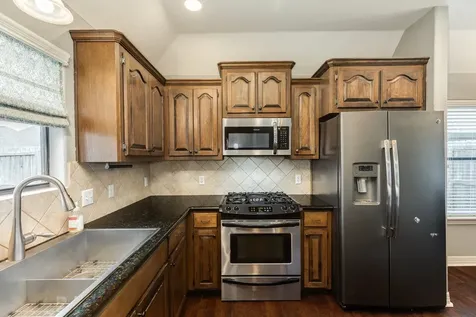 207 Hancock Street Clute TX 77531