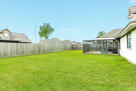 207 Hancock Street Clute TX 77531