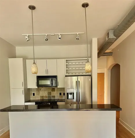 1901 Post Oak Boulevard 3215 Houston TX 77056