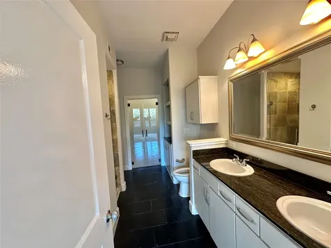1901 Post Oak Boulevard 3215 Houston TX 77056