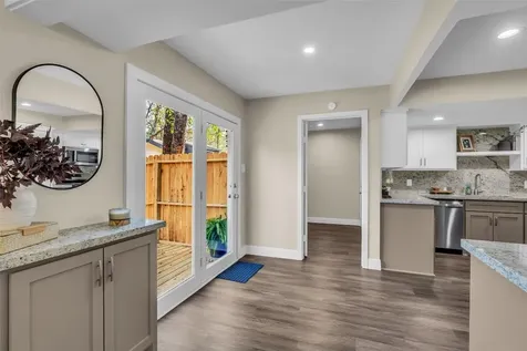 1810 N Red Cedar Circle The Woodlands TX 77380