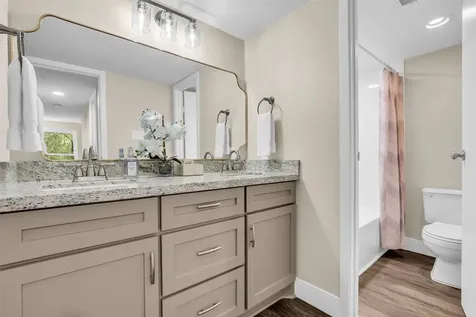 1810 N Red Cedar Circle The Woodlands TX 77380