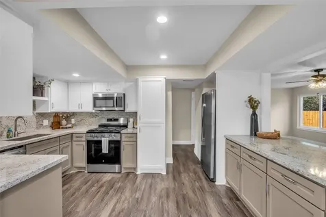 1810 N Red Cedar Circle The Woodlands TX 77380