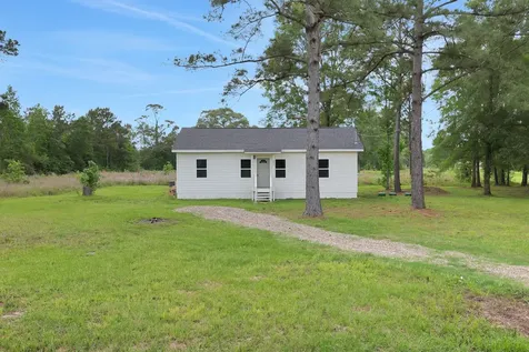 440 County Road 2048 Hull TX 77564