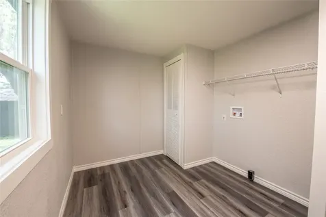 215 Shady Oaks Street Somerville TX 77879
