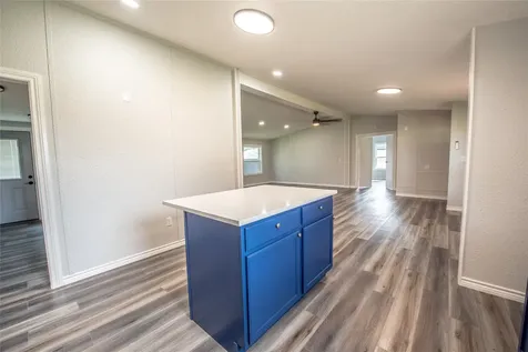 215 Shady Oaks Street Somerville TX 77879