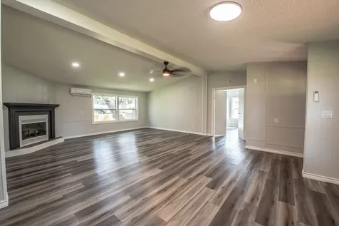 215 Shady Oaks Street Somerville TX 77879