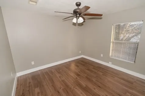 4826 Bristol Street Houston TX 77009