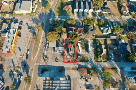 4826 Bristol Street Houston TX 77009