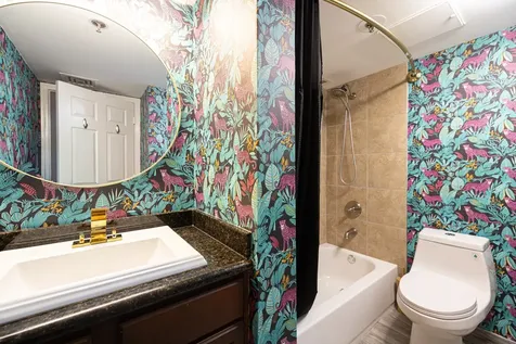3525 Sage Road 917 Houston TX 77056