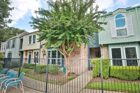 7499 Brompton Street 7499 Houston TX 77025