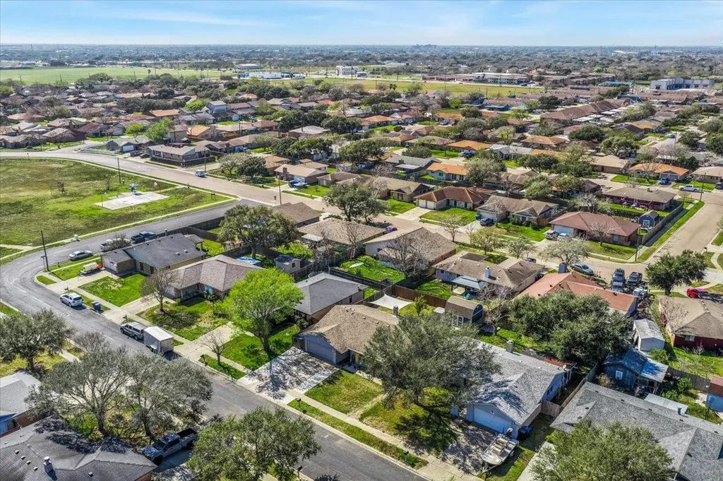 1749 Dawn Breeze Drive Corpus Christi TX 78412