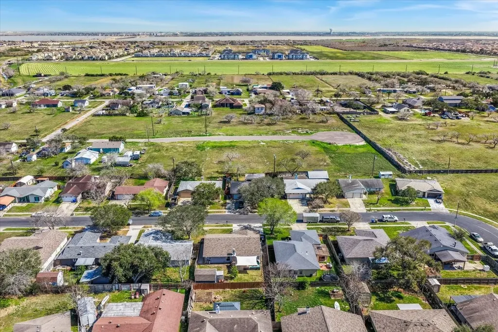 1749 Dawn Breeze Drive Corpus Christi TX 78412
