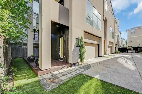 2419 Charleston Street Houston TX 77021