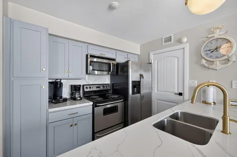 5220 Seawall Boulevard 1532 Galveston TX 77551