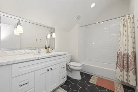 515 W 25th Street Houston TX 77008