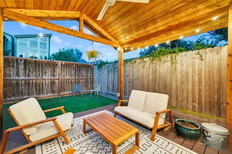 515 W 25th Street Houston TX 77008
