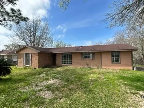 306 Tennyson Street San Leon TX 77539