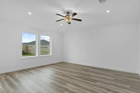 1021 River Coral Alvin TX 77511