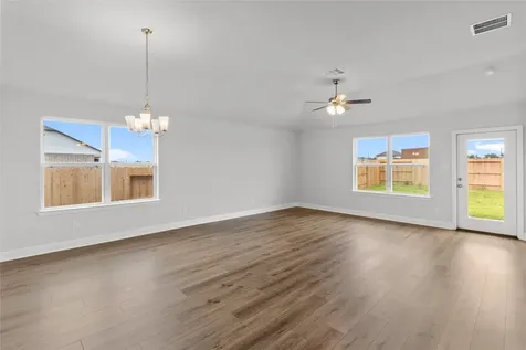 2031 Emerald Lake Trail Dayton TX 77535