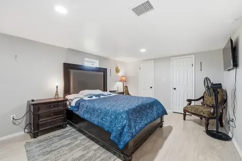 1114 Road 5601 Cleveland TX 77327