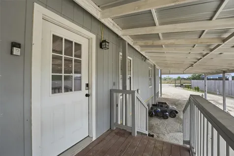 1114 Road 5601 Cleveland TX 77327