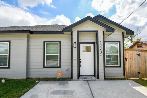 9734 Pelsey Street B Houston TX 77029