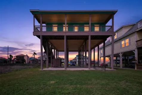 1410 Gulf Crystal Beach TX 77650