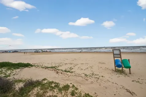 1410 Gulf Crystal Beach TX 77650
