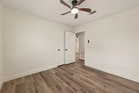 148 W Whitney Street Houston TX 77018