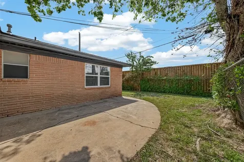 148 W Whitney Street Houston TX 77018
