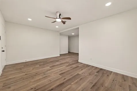 148 W Whitney Street Houston TX 77018