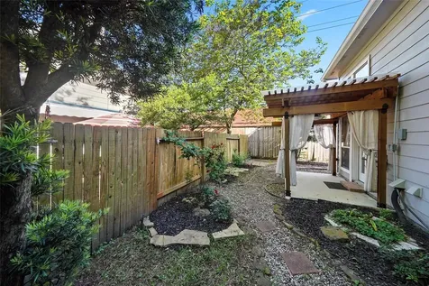 2351 Summit Way Court Kingwood TX 77339