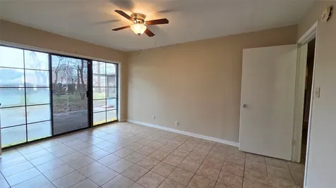 2105 Willow Street Bay City TX 77414