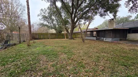 2105 Willow Street Bay City TX 77414