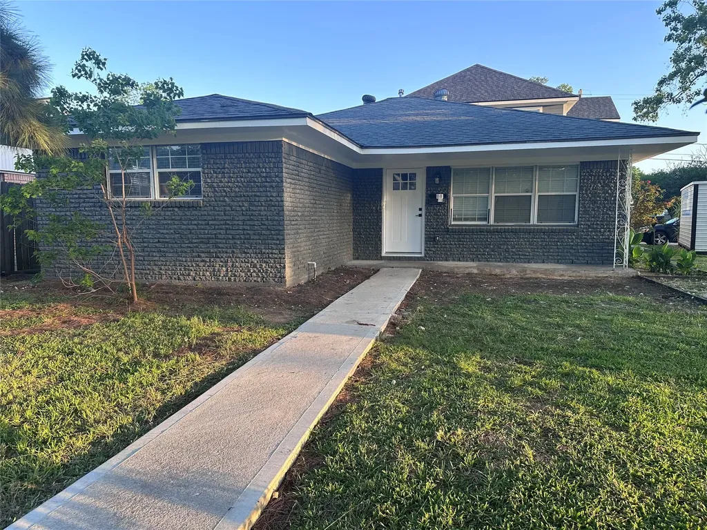 502 Avenue F Houston TX 77587