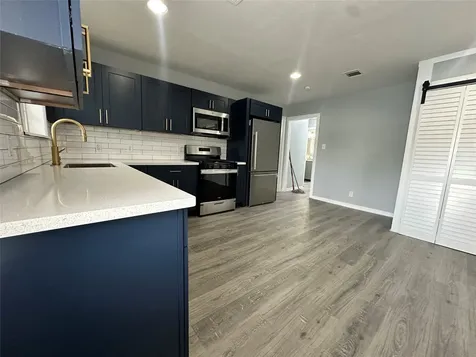 502 Avenue F Houston TX 77587