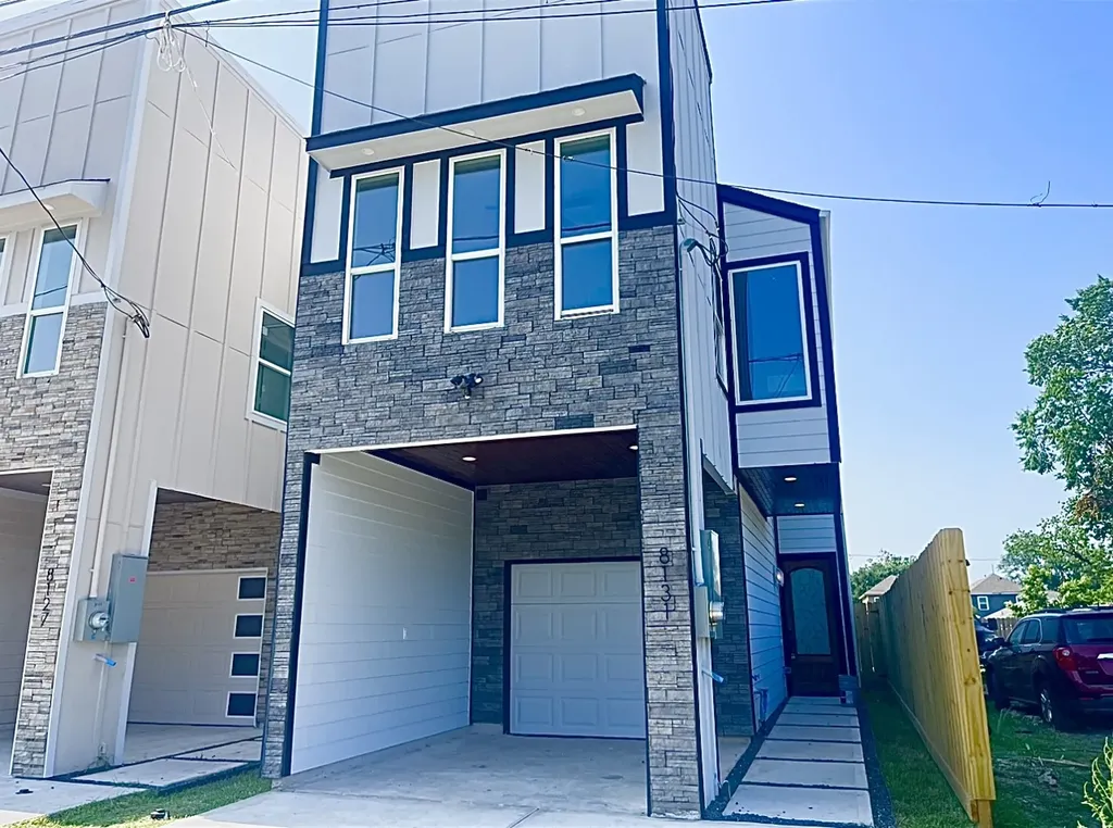 8131 Saint Louis Street Houston TX 77028