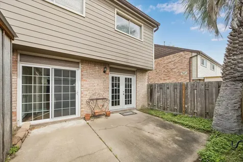 2219 Triway Lane 240 Houston TX 77043