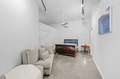 1312 Live Oak Street 109 Houston TX 77003