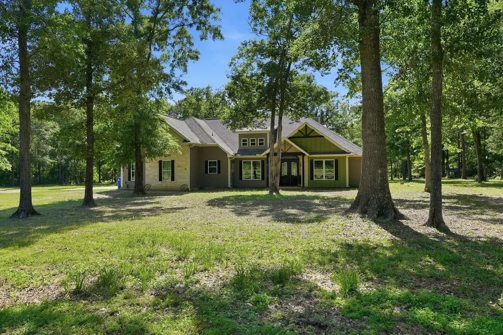 4215 Longhorn Drive Cleveland TX 77328