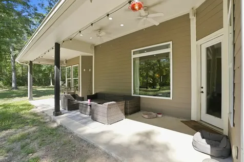 4215 Longhorn Drive Cleveland TX 77328