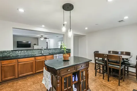 3711 Norwood Glen Lane Friendswood TX 77546