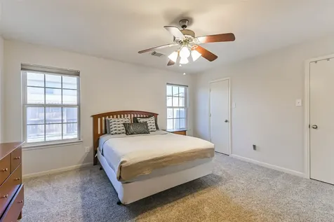 3711 Norwood Glen Lane Friendswood TX 77546